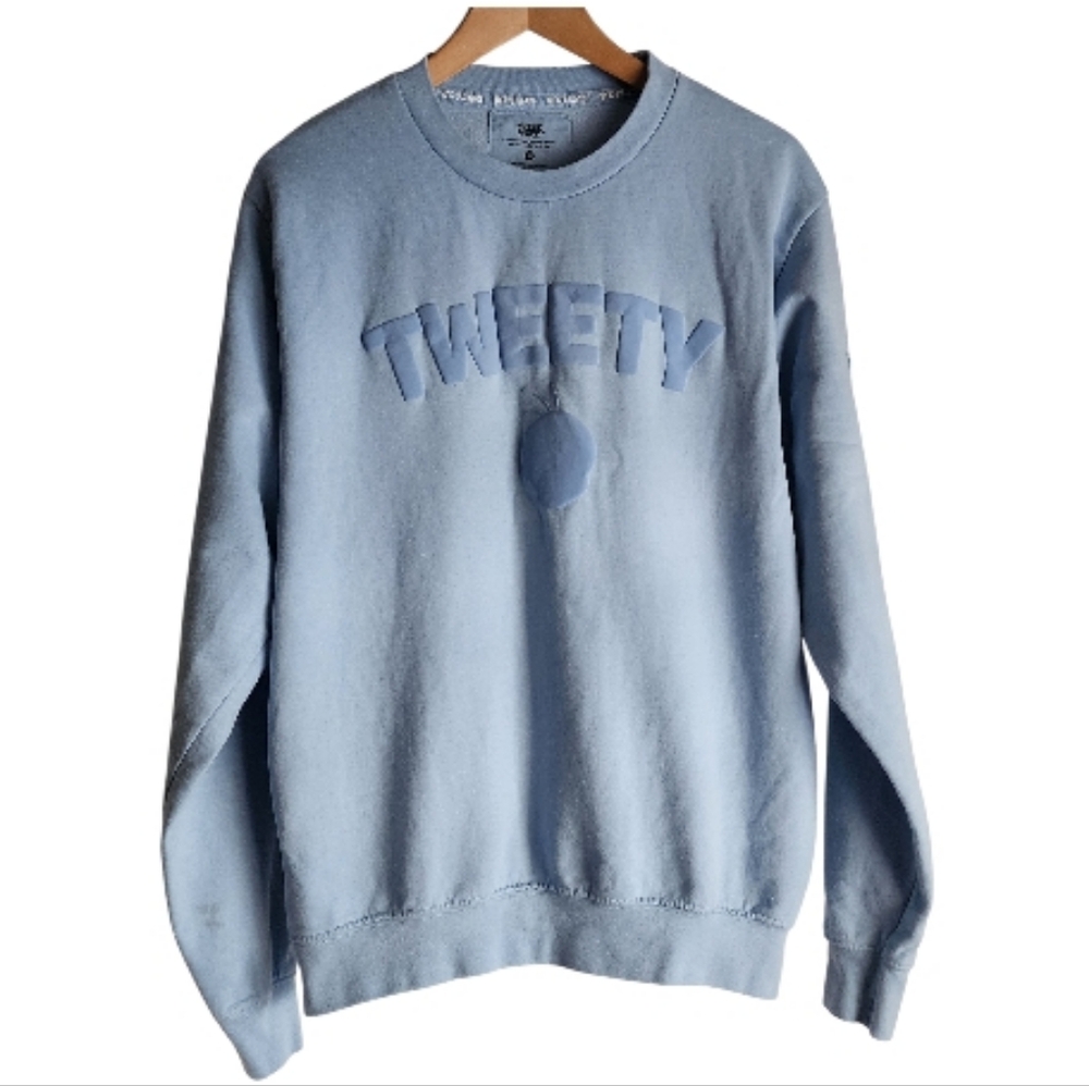 Six Flags Light Blue Tweety Crewneck Sweater Sz M